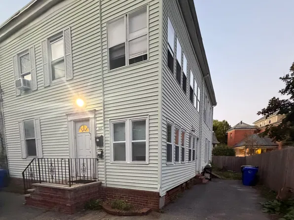 112A Chestnut St #1, Brookline, MA 02445
