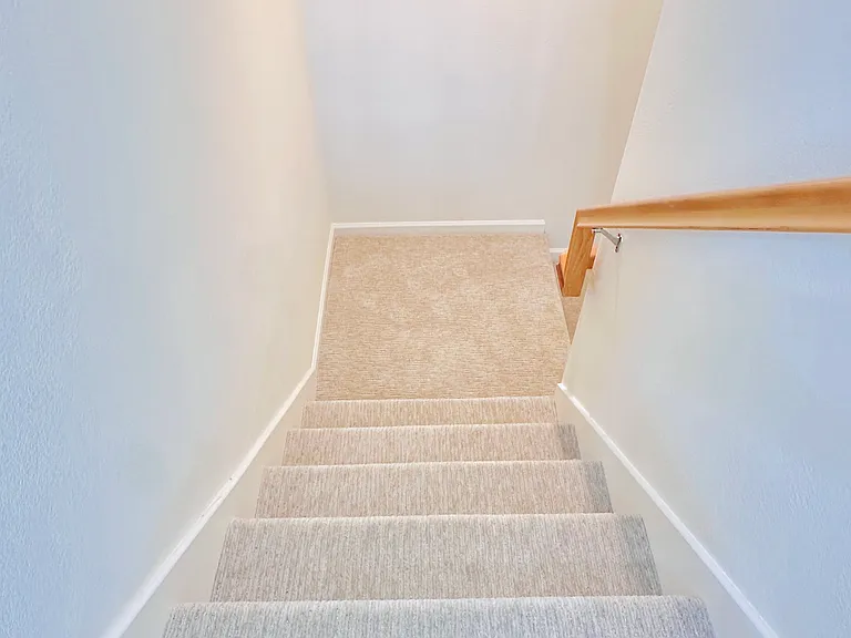 2576 Heron Ct — Photo 4