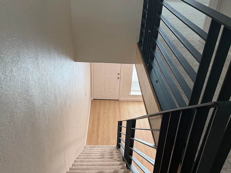 3121 Rosedale Ave — Photo 16