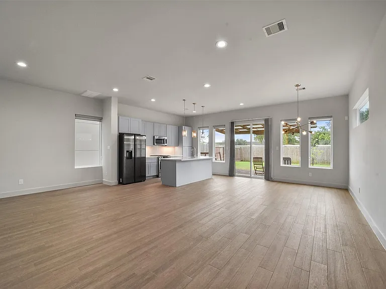 6809 Rocinante Ln — Photo 4