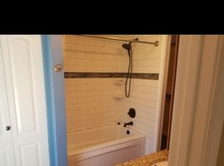 4215 Veach Rd, Owensboro, KY 42303