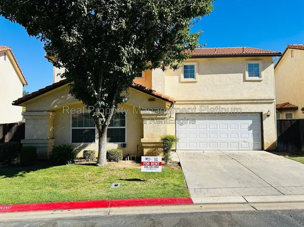 233 River Point, Madera, CA 93637