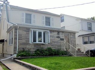 10427 209th St, Jamaica, NY 11429