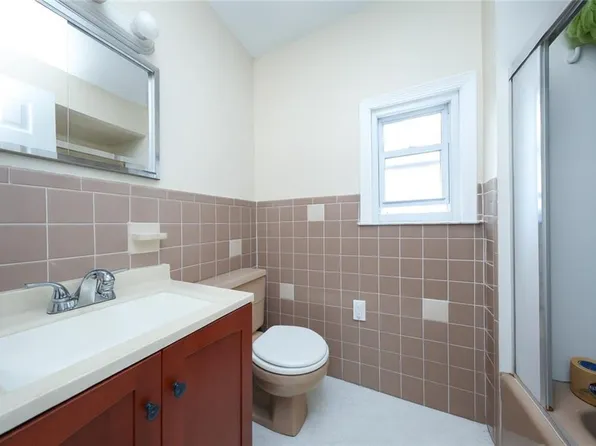 208 Saint Mary's Avenue image 35 of 47