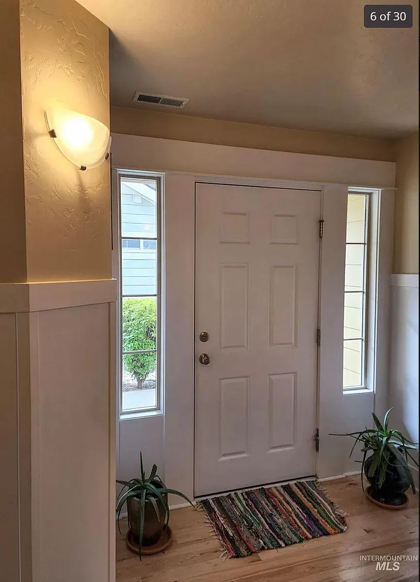 Building Photo - 2680 S Gatewood Ln
