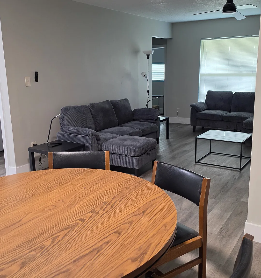 Fully Furnished Private Room in Orlando, FL — Photo 3