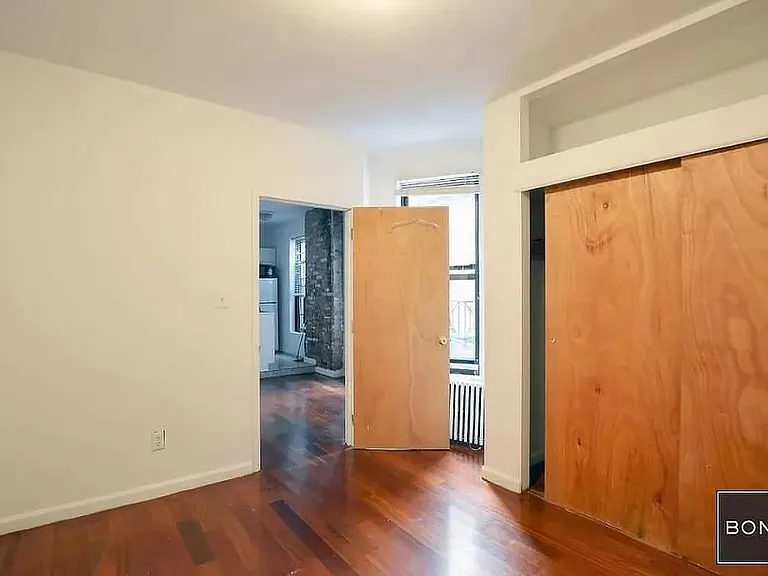 163 Mulberry St #14 — Photo 3