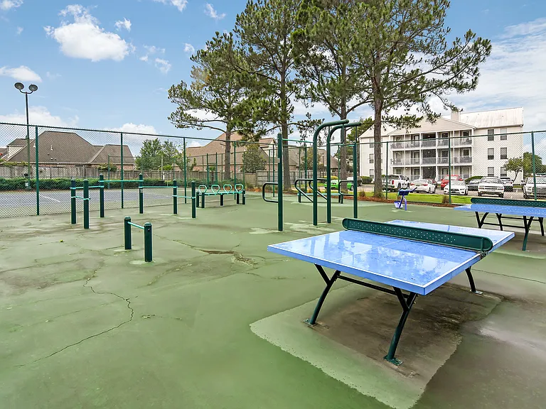 Lakeshore Pointe Apartment Homes — Photo 25