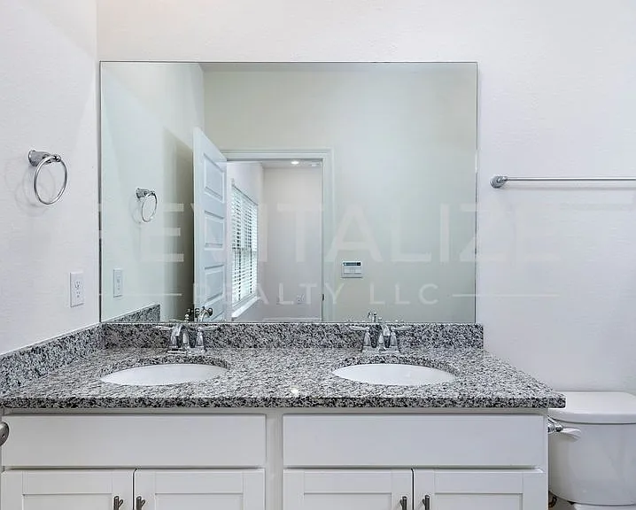 13330 Shea Cir — Photo 34
