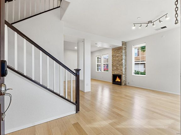 4th image of 13049 Cadencia Pl