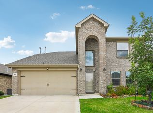9217 Bronze Meadow Dr, Fort Worth, TX 76131