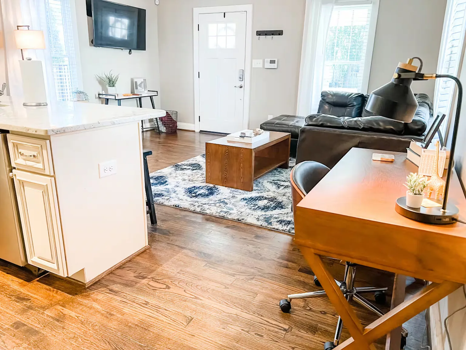 591 E Cabarrus St — Photo 4