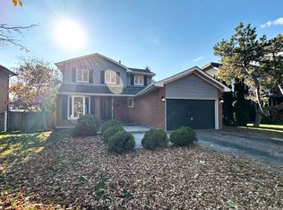 75 Anstead Cres, Ajax, ON L1S3X4