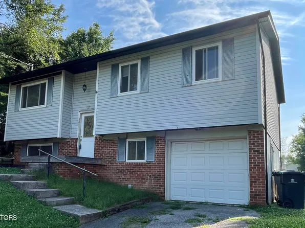 6201 Robin Heights Dr, Knoxville, TN 37921