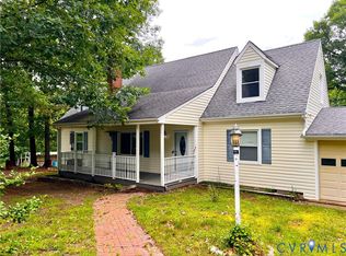 2049 Riddle Rd, Blackstone, VA 23824