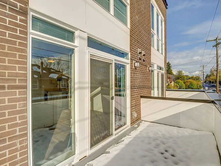 2508 N 50th St — Photo 16