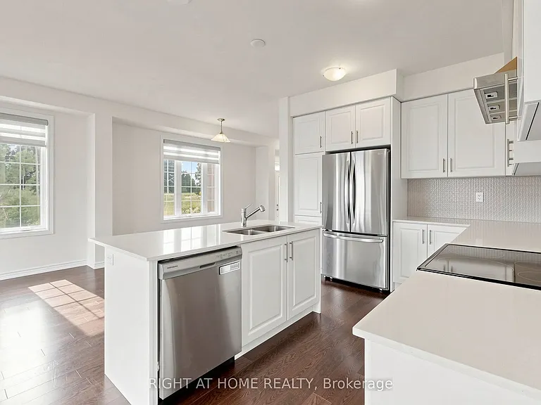 90 Laing Dr — Photo 20