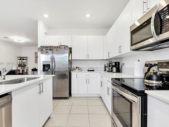 5th image of 15953 SW 2nd Pl