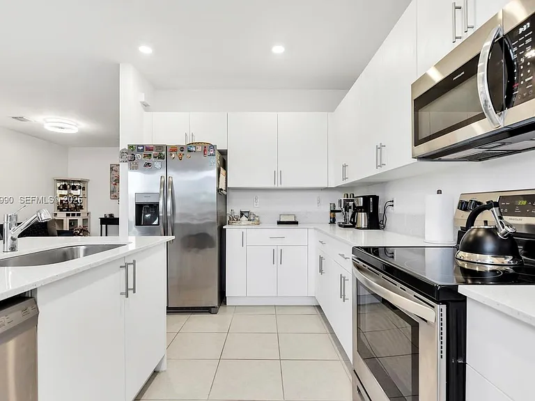 15953 SW 2nd Pl — Photo 5
