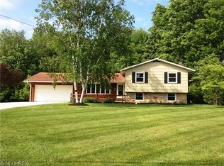3539 Susan Dr, Ravenna, OH 44266
