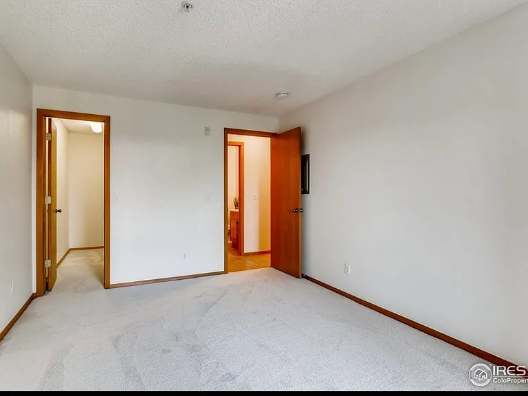 2800 Sundown Ln #304 — Photo 14