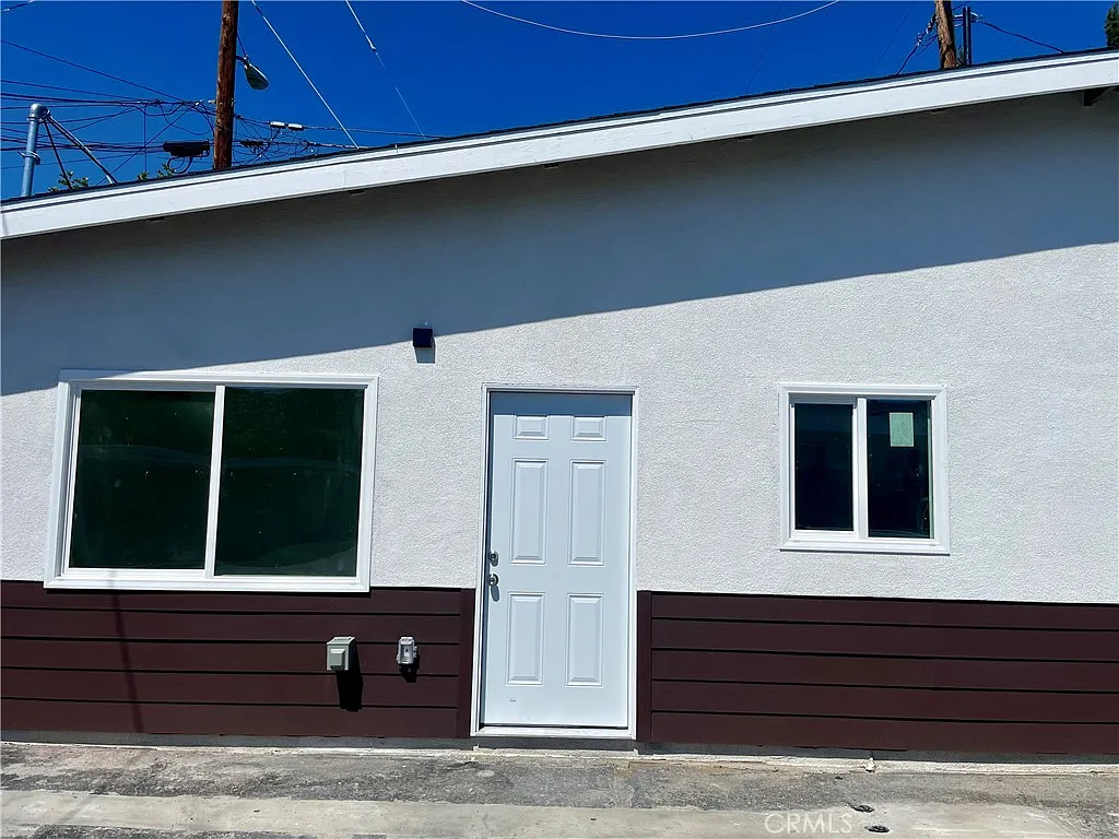 Building Photo - 753 Baylor Ave