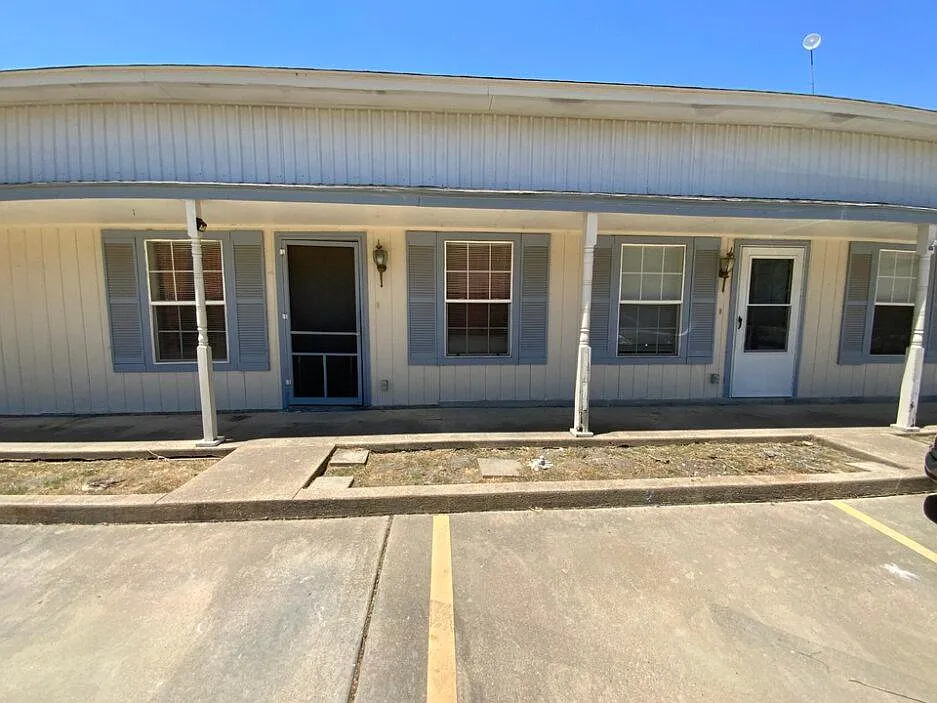 3930 Riggs Rd — Photo 1