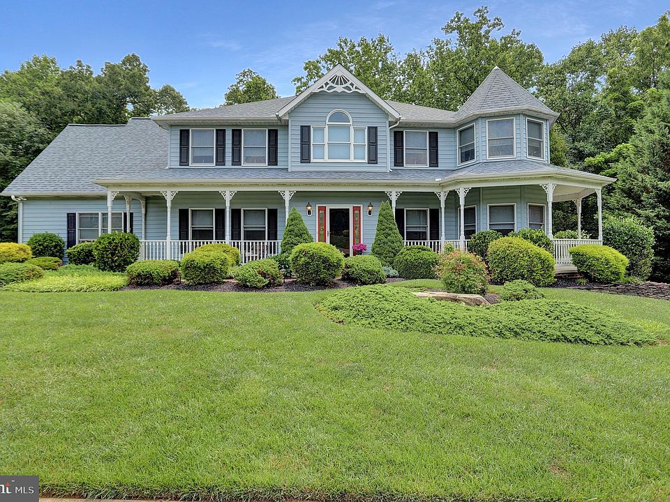 1st image of 2107 S Hill Ct