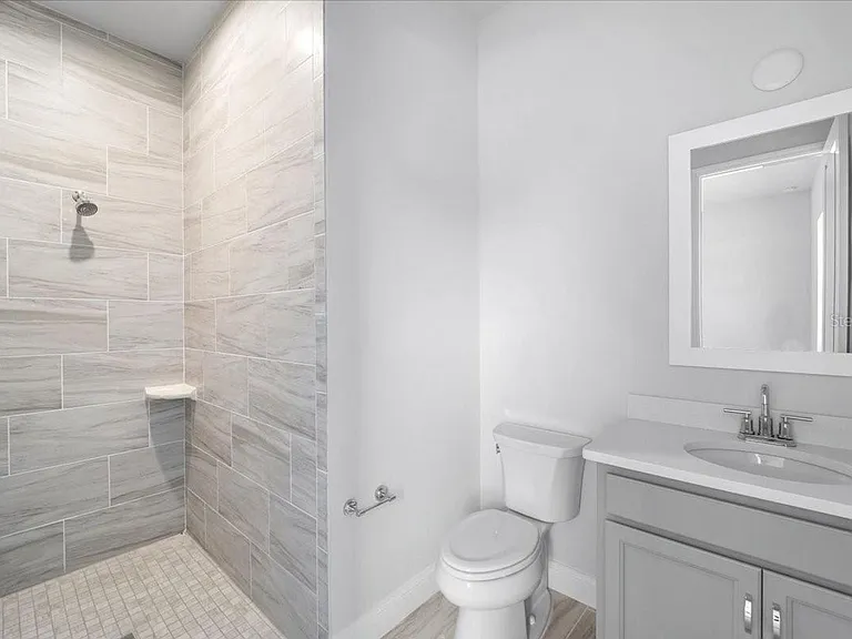60 Del Palma Dr — Photo 20