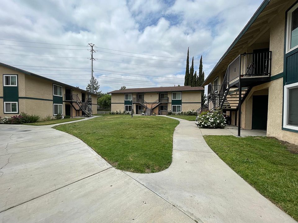 1st image of 2294 Kendall Dr #L4