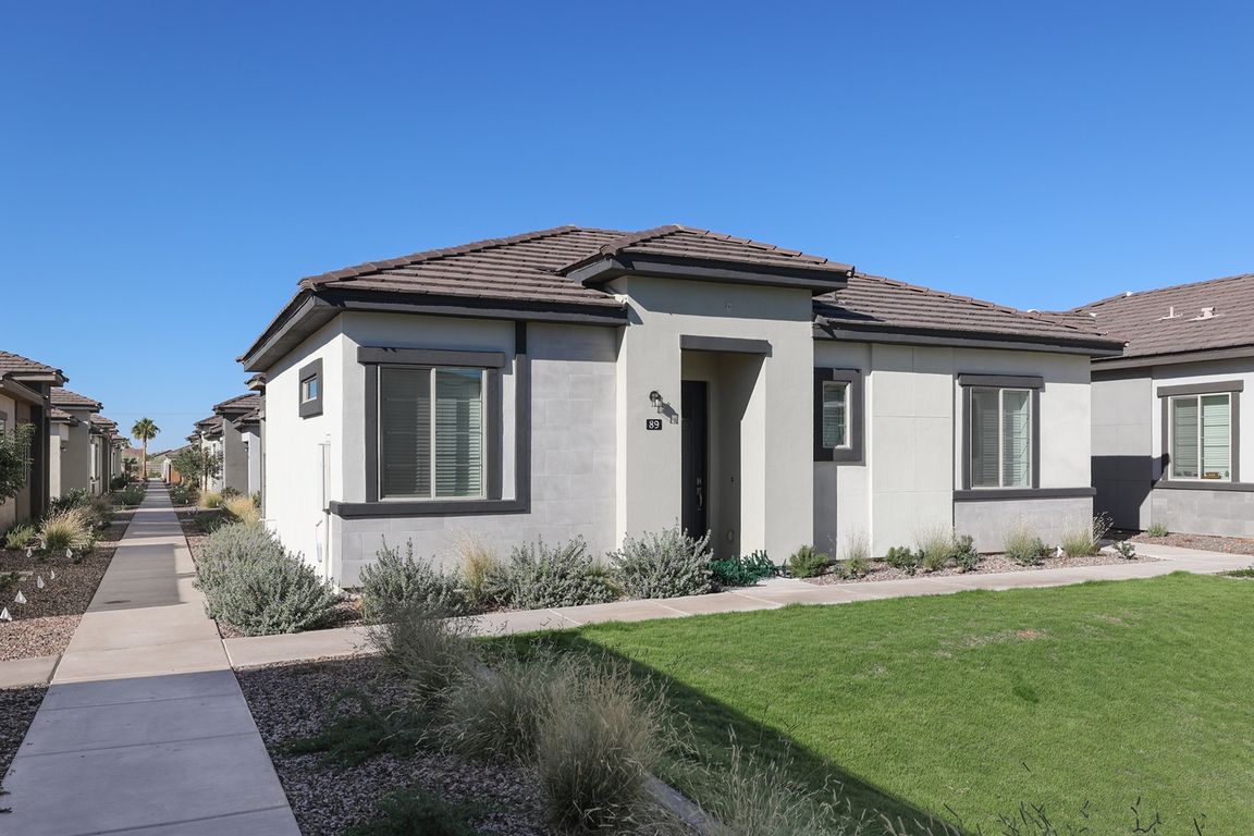Hampton Edison Exterior