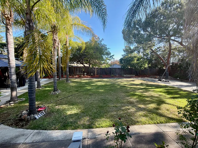 6421 Rolling Meadow Ct — Photo 17