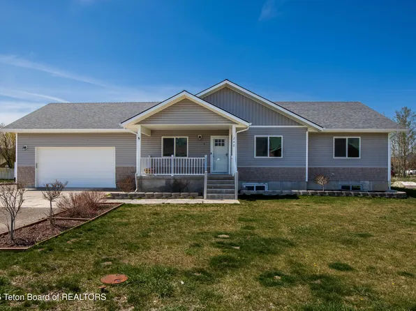 242 Holly Dr, Star Valley Ranch, WY 83127