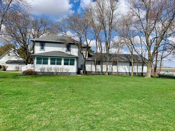 2700 E 600 North Rd, Milford, IL 60953
