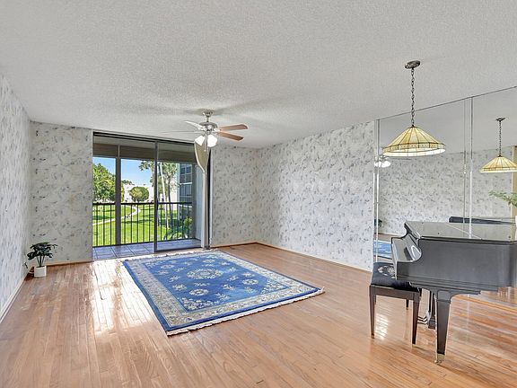5th image of 5340 Las Verdes Circle #208