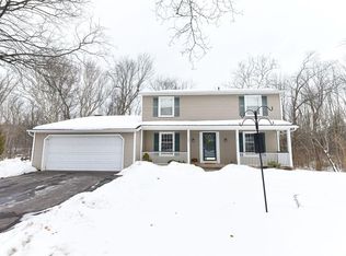166 Mont Morency Dr, Rochester, NY 14612