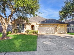 6151 Galloway Ln, League City, TX 77573