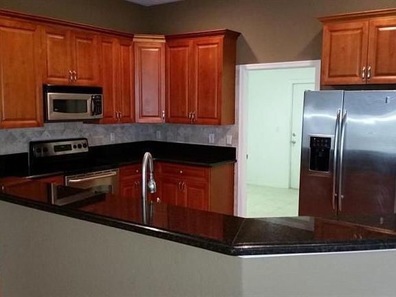 3rd image of 2381 SW Abalon Cir