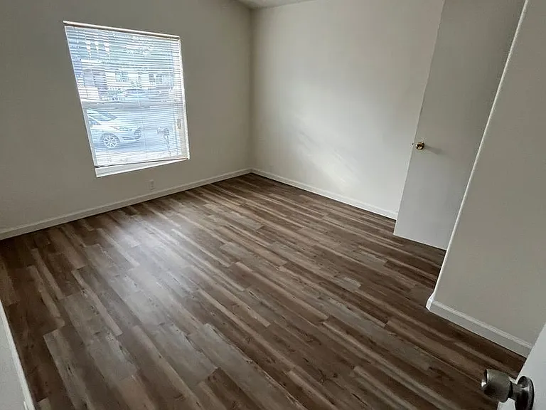 150 Venus Cir — Photo 10