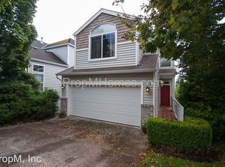 13710 SW Mapleview Ln, Tigard, OR 97224