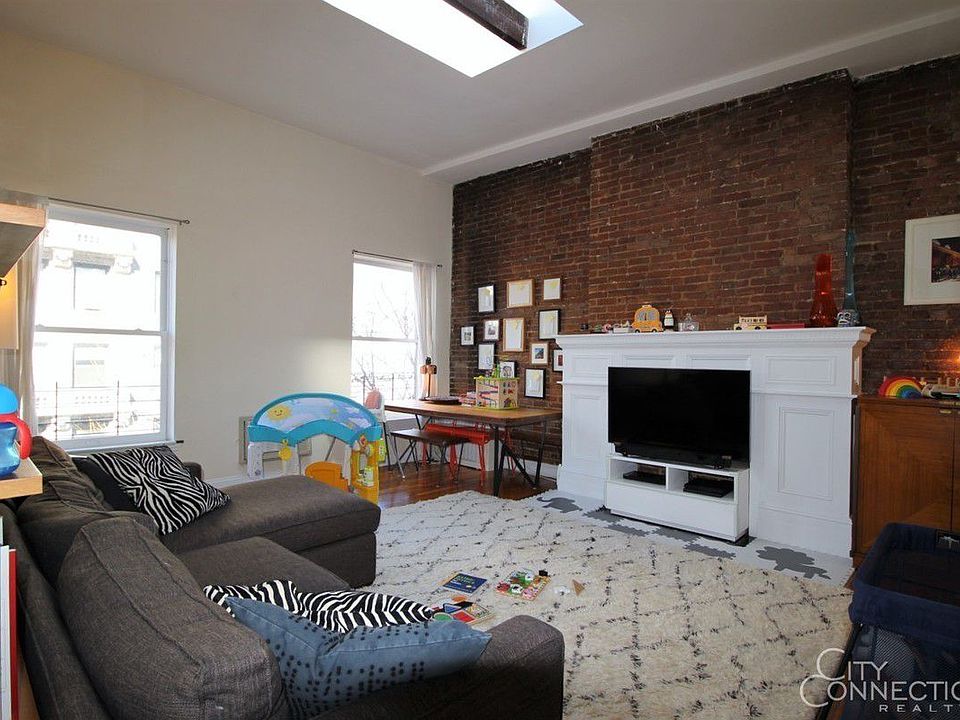 1st image of 42 W 83rd St APT 4C