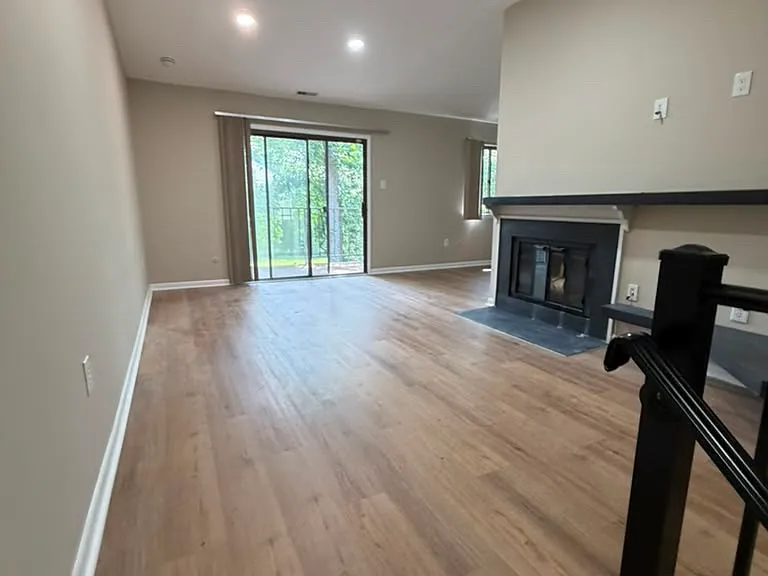 106 Kelly Cv #B — Photo 4