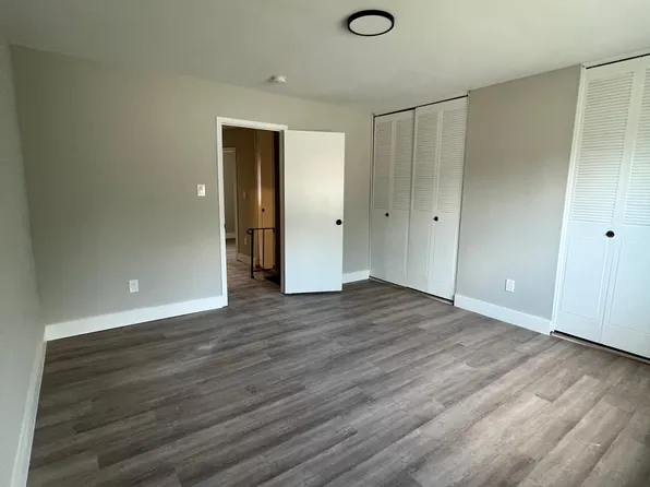 11794 Oak Manor Dr, Waldorf, MD 20601