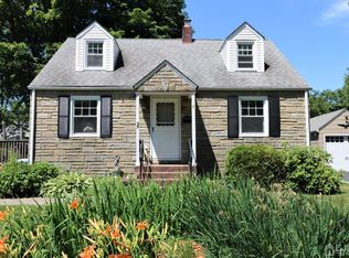 37 Michael Dr, Metuchen, NJ