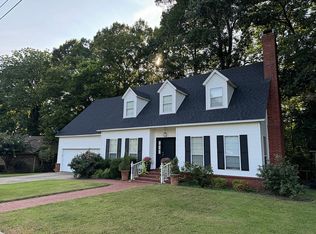 1600 April Sound, Benton, AR 72019