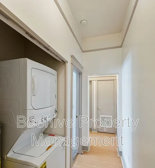 1301 W Monroe St #2 — Photo 18