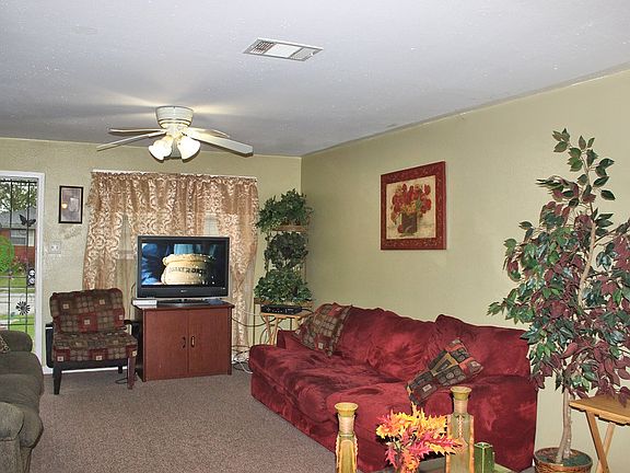 5th image of 4819 Lynhuber Dr