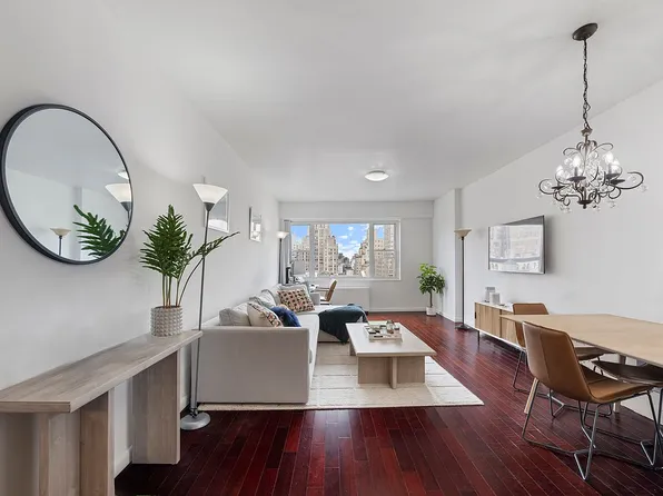 60 E 8th St APT 11D, New York, NY 10003
