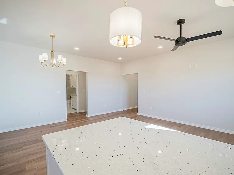 19001 Sierra Madre Dr — Photo 19