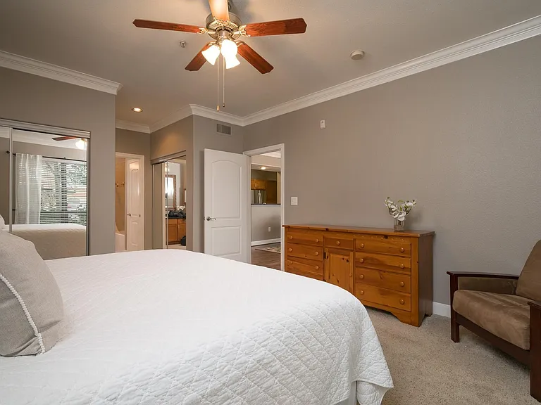 2299 Lone Star Dr #101 — Photo 8